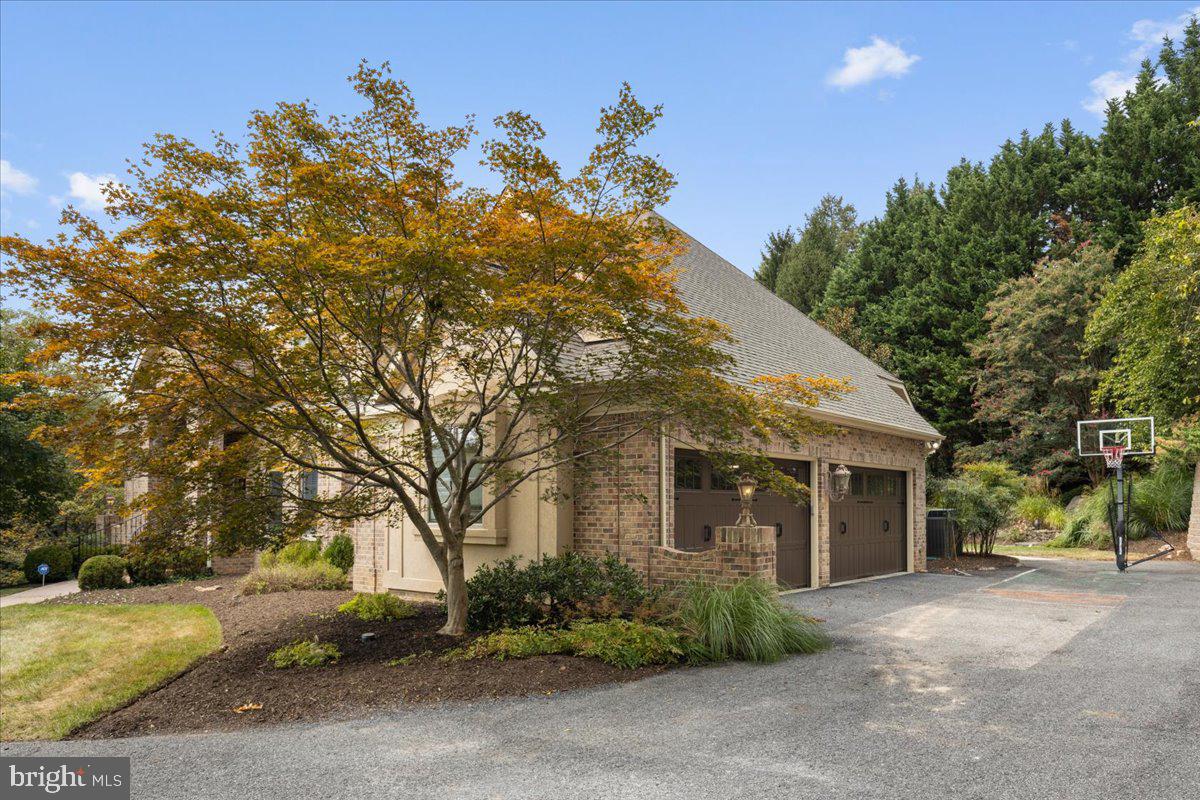 6 MERRY HILL COURT