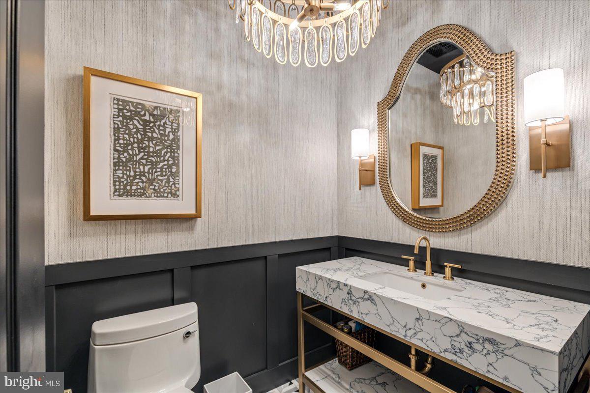 ANTON NORTH - Residential