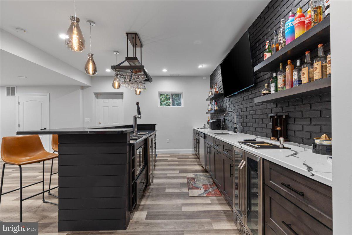 ANTON NORTH - Residential