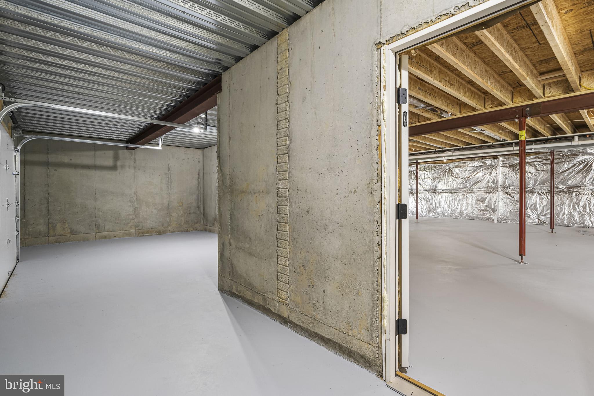 LOCUST GROVE ESTATES SUB - Residential