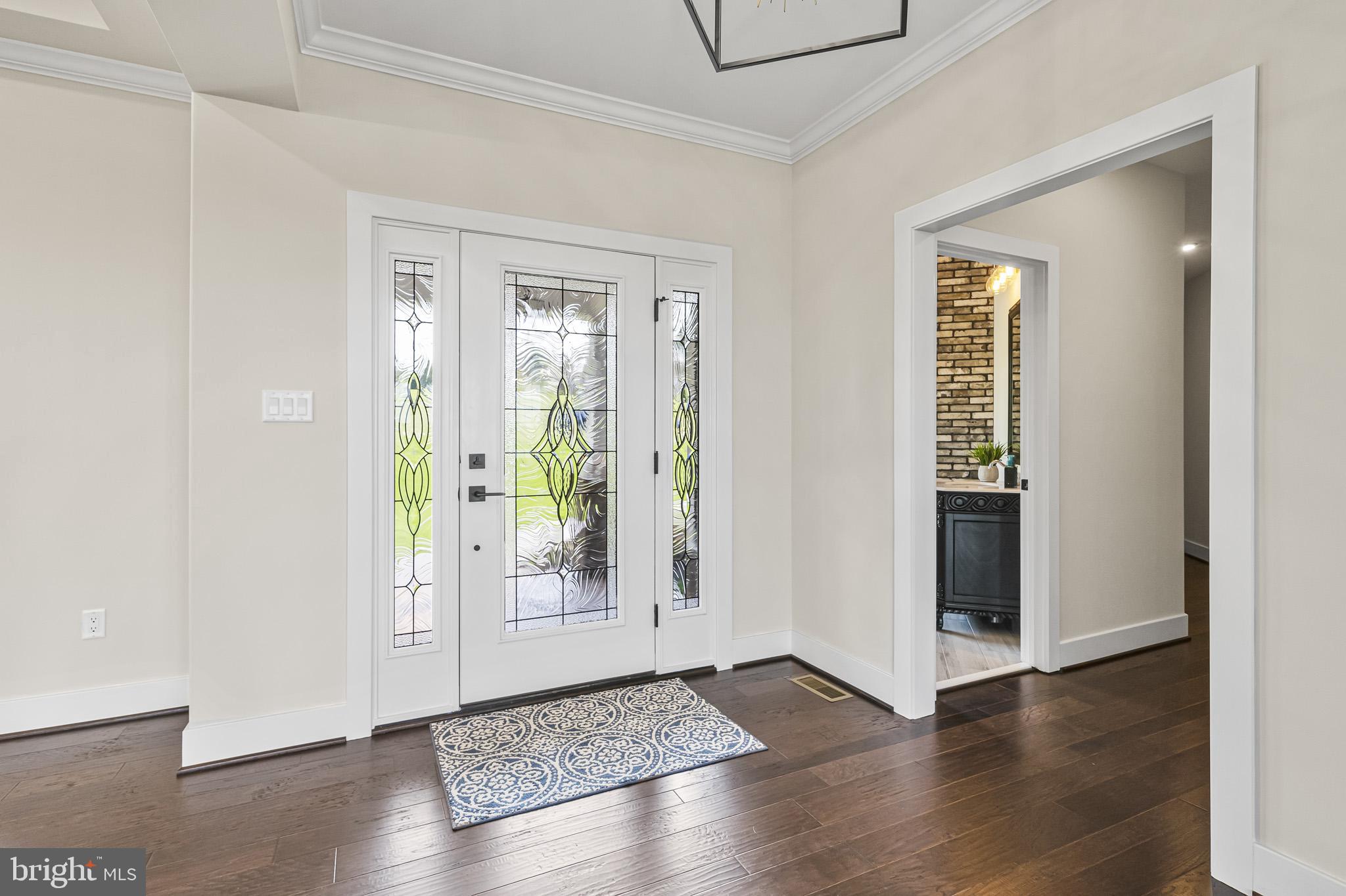 LOCUST GROVE ESTATES SUB - Residential