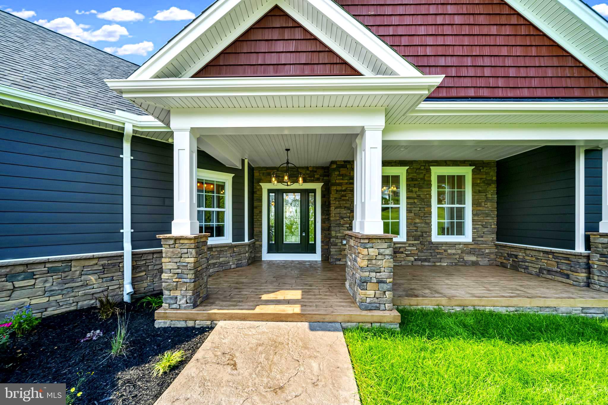 LOCUST GROVE ESTATES SUB - Residential