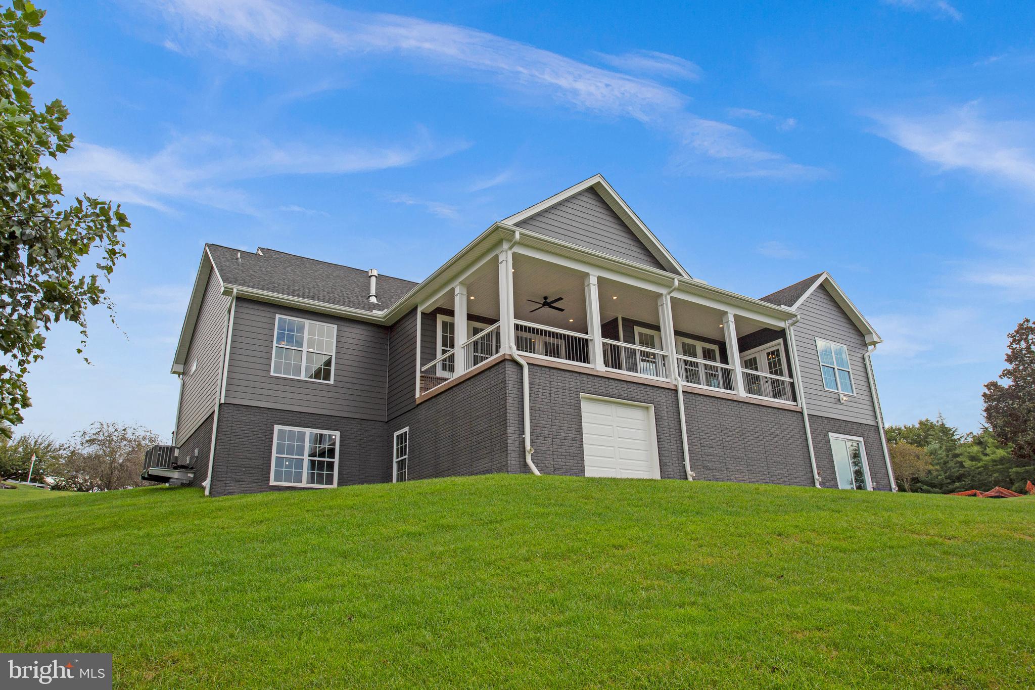 LOCUST GROVE ESTATES SUB - Residential