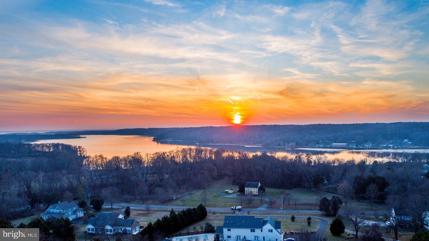 LOCUST GROVE ESTATES SUB - Residential