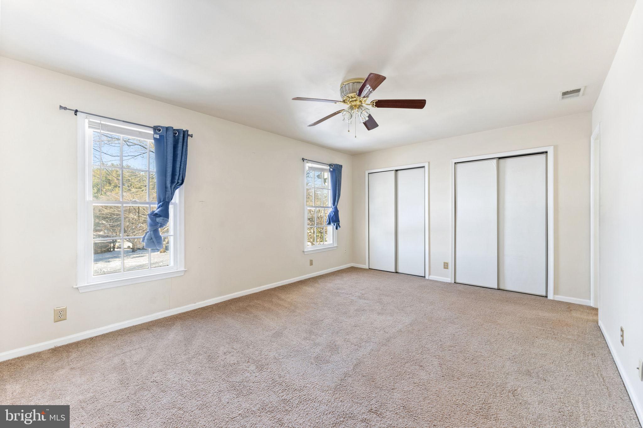 726 PINE TREE COURT