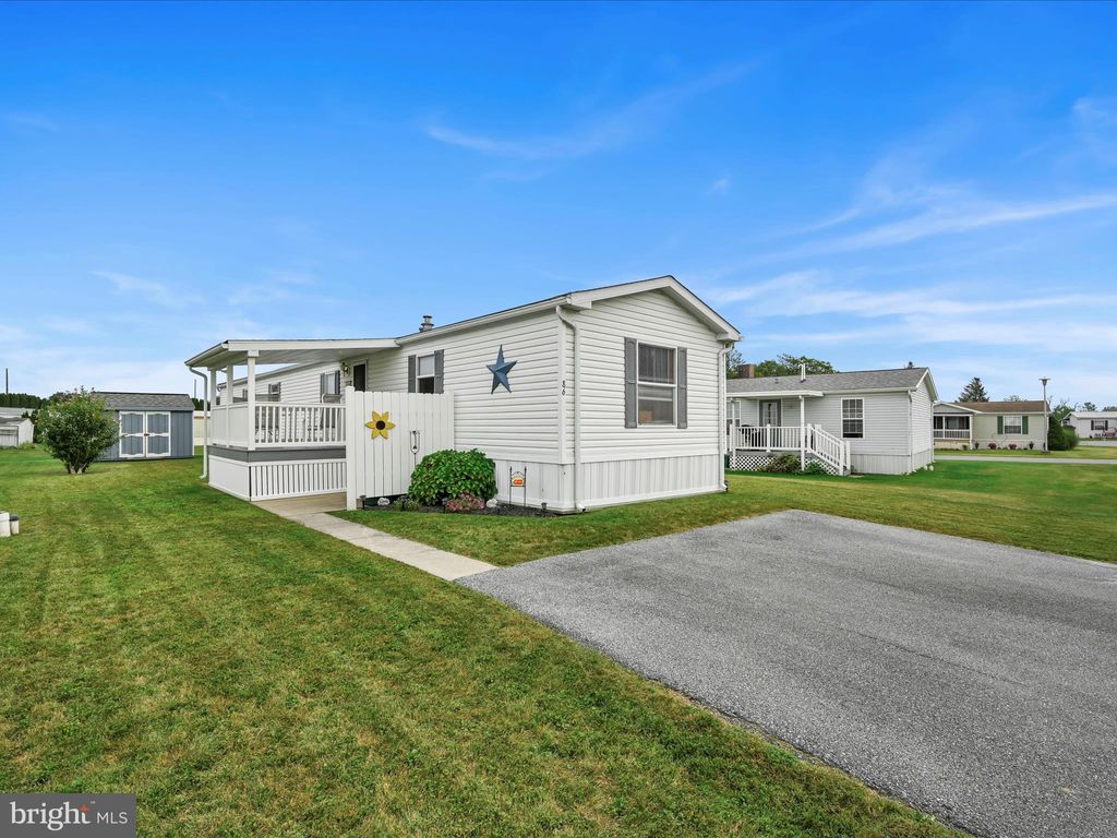 Photo of 86 Country Acres Gold Park, MYERSTOWN, PA 17067 (MLS # PALN2022854)