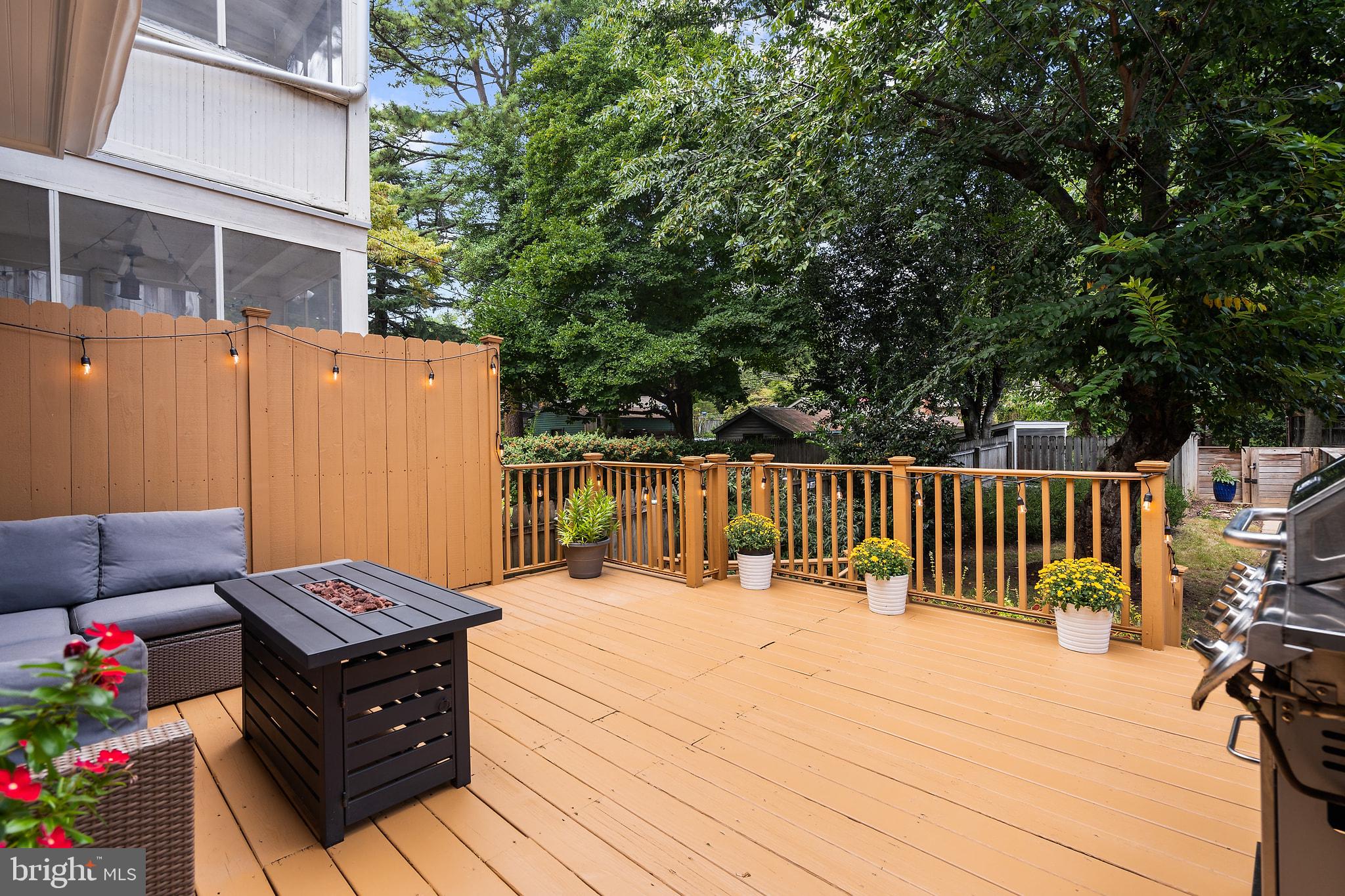 4407 GREENWICH PARKWAY NW