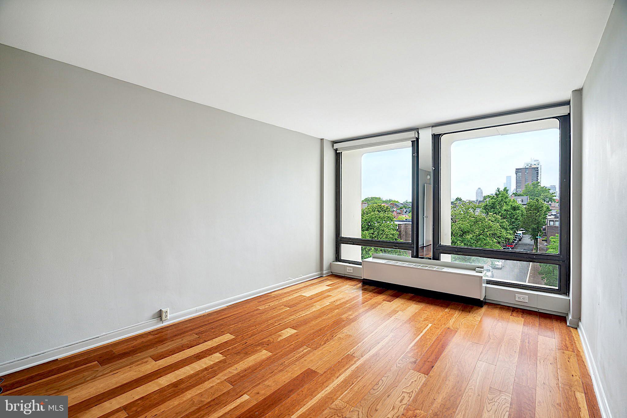 SOCIETY HILL - Residential Lease