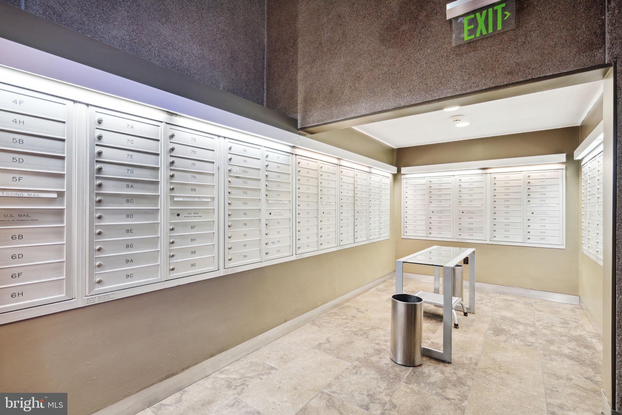 SOCIETY HILL - Residential Lease