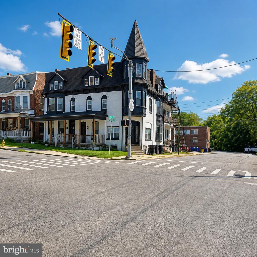 603 N GEORGE STREET