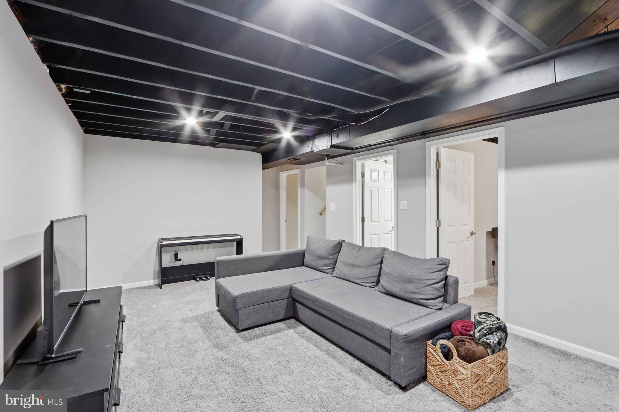 ROSEMONT - Residential