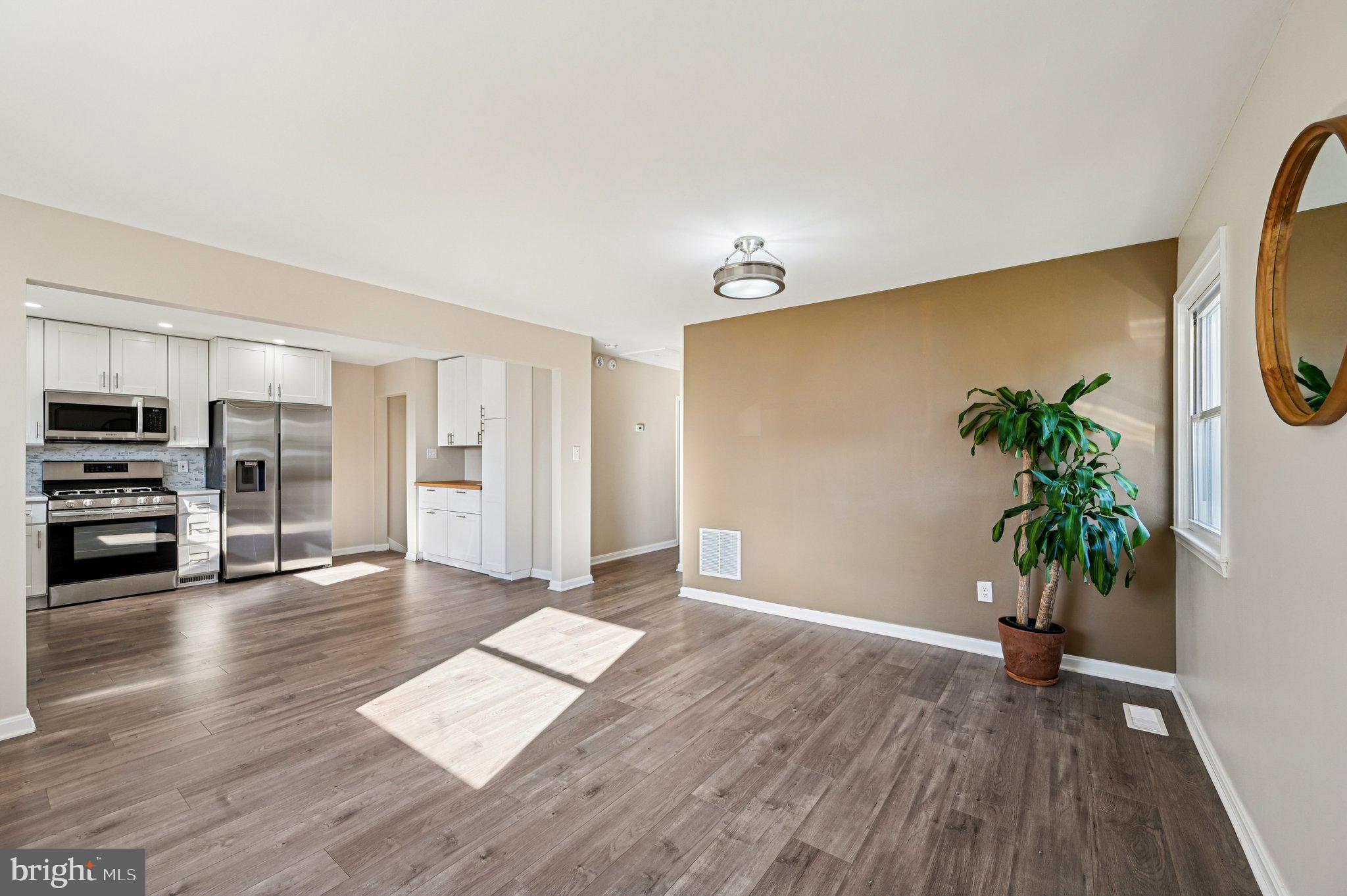 ROSEMONT - Residential