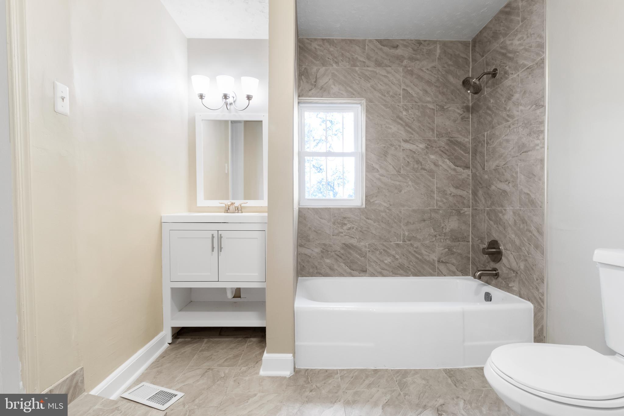 CAPITOL HEIGHTS - Residential