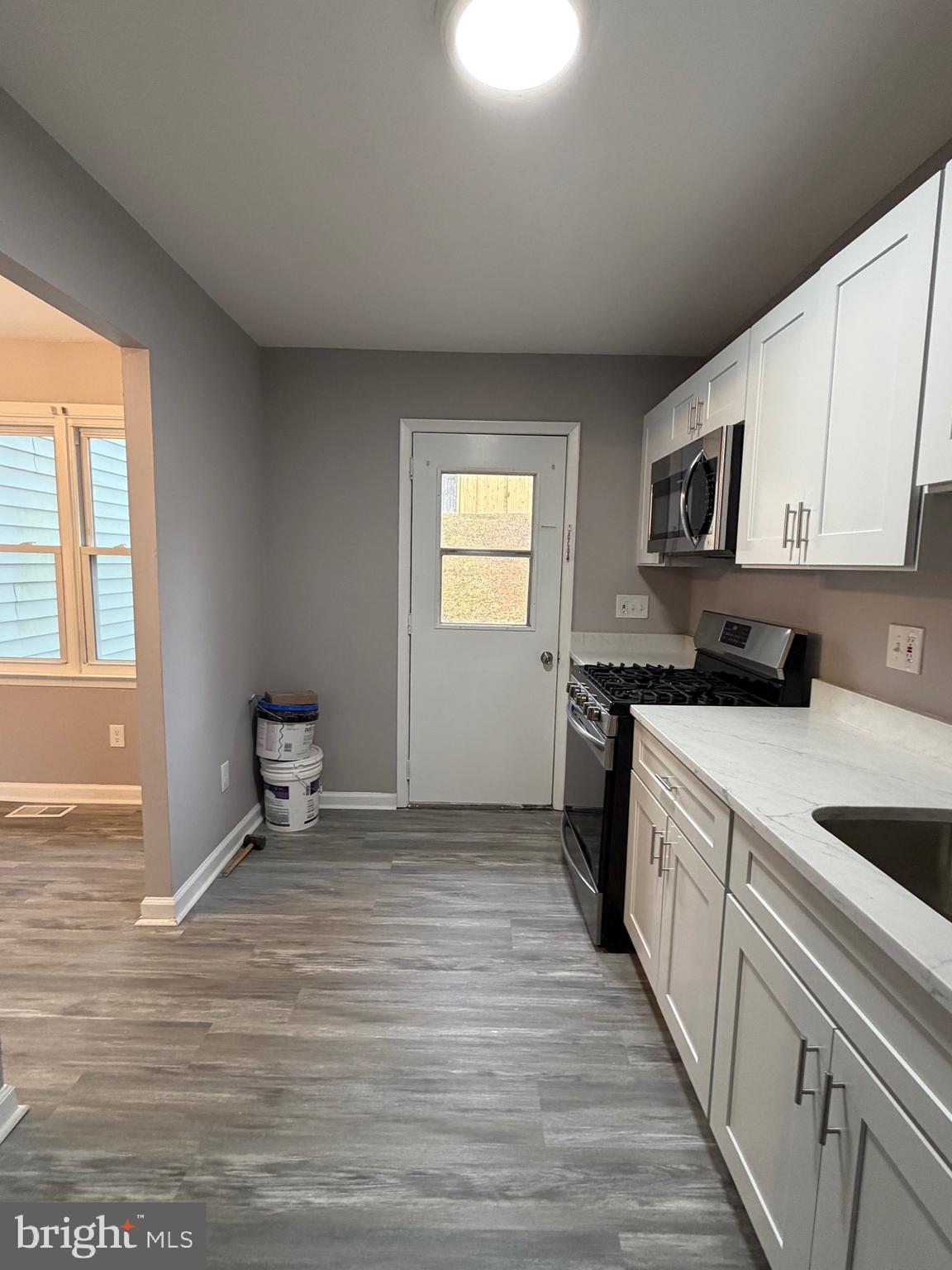 CARNEY - Residential Lease