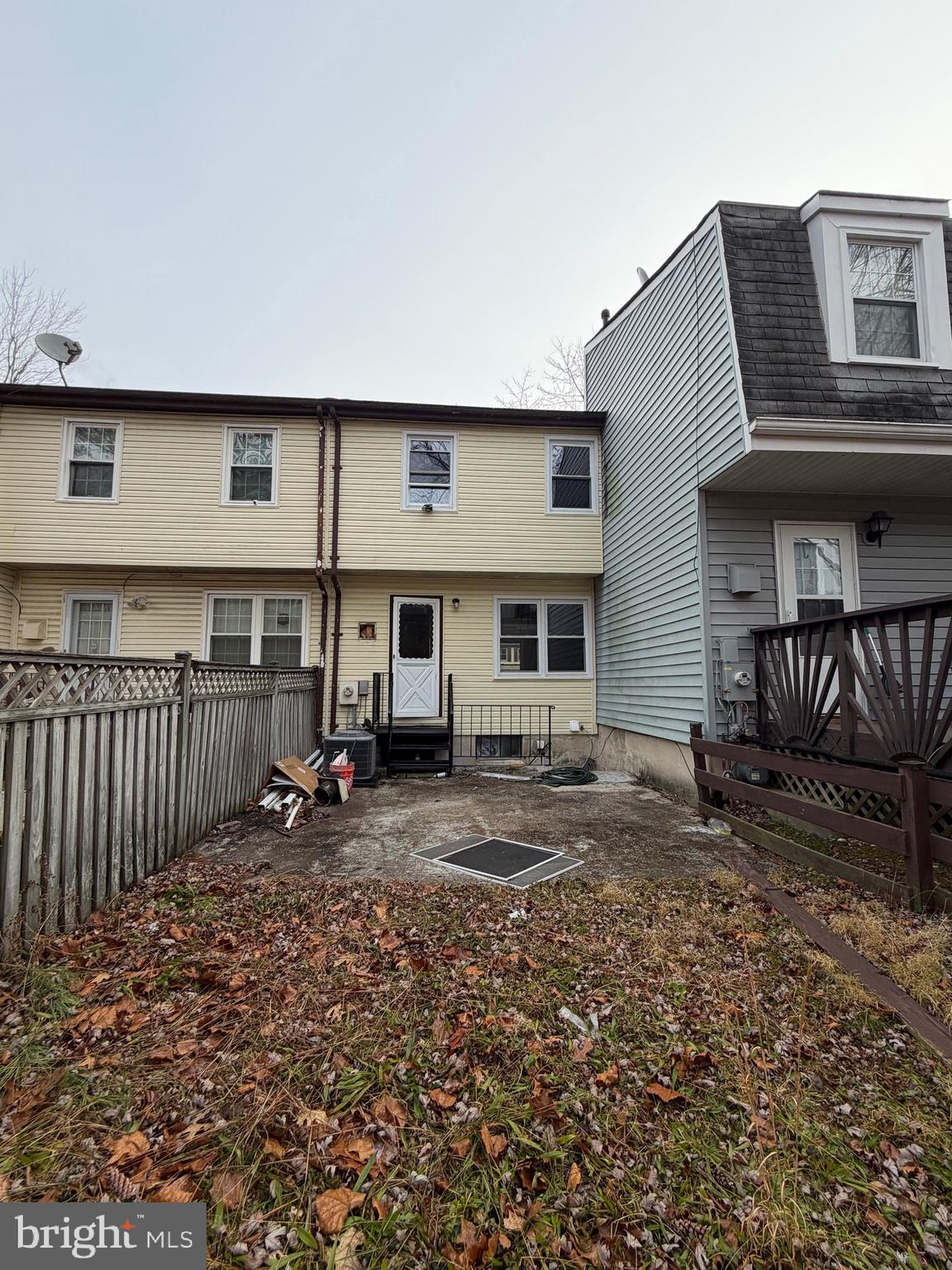 CARNEY - Residential Lease