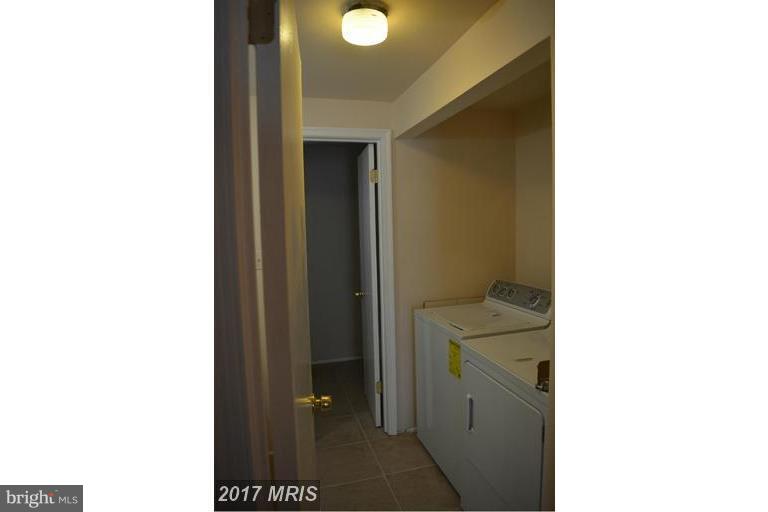 ST CHARLES SUB - WAKEFIELD - Residential Lease