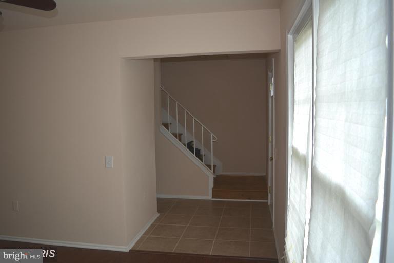 ST CHARLES SUB - WAKEFIELD - Residential Lease