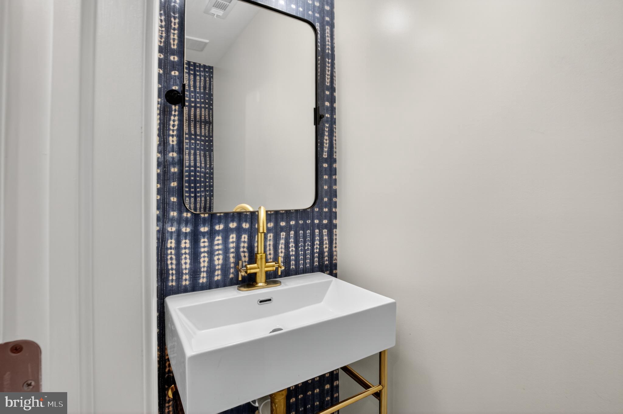 SIERRA VILLAS - Residential