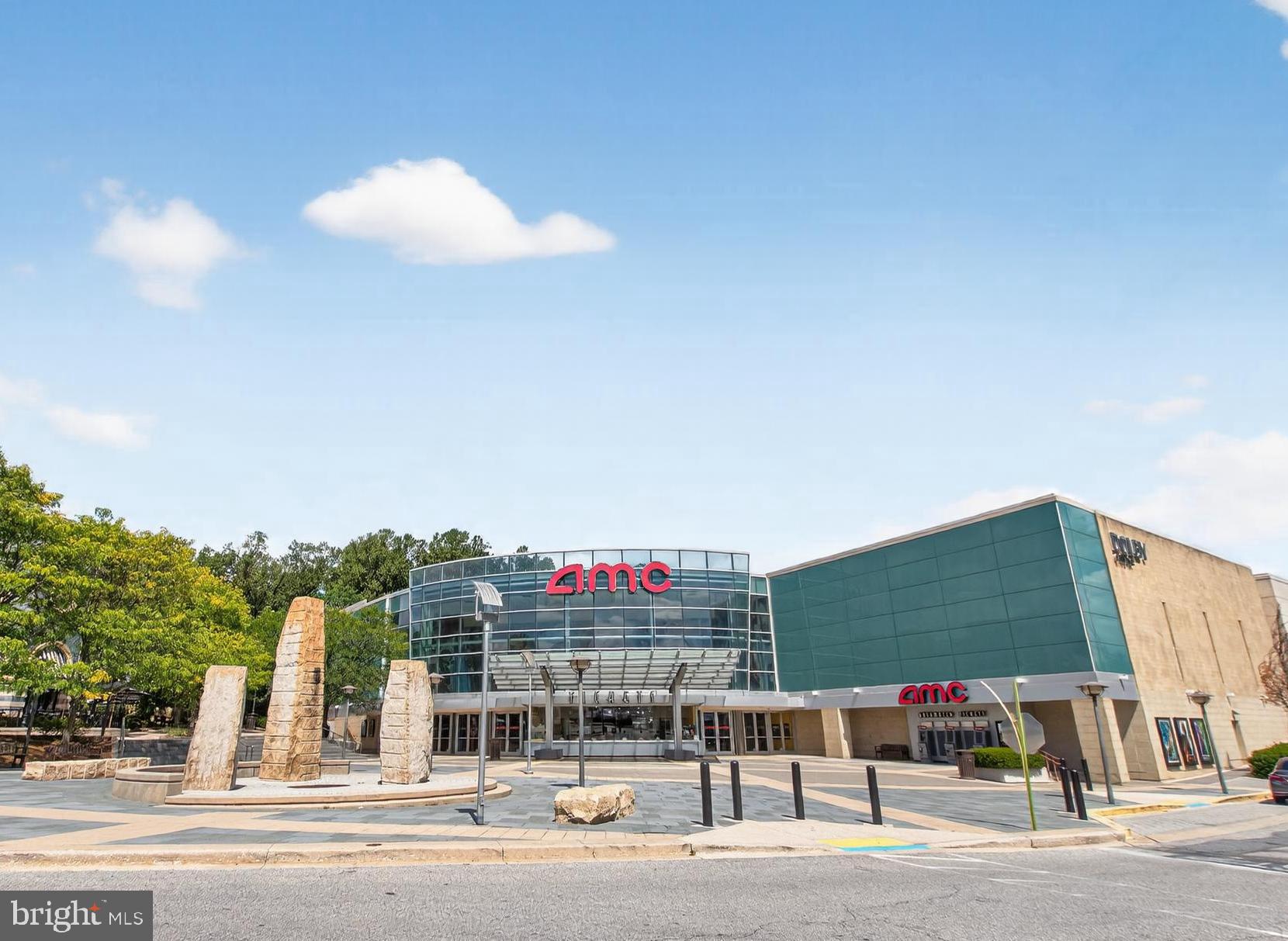 SIERRA VILLAS - Residential