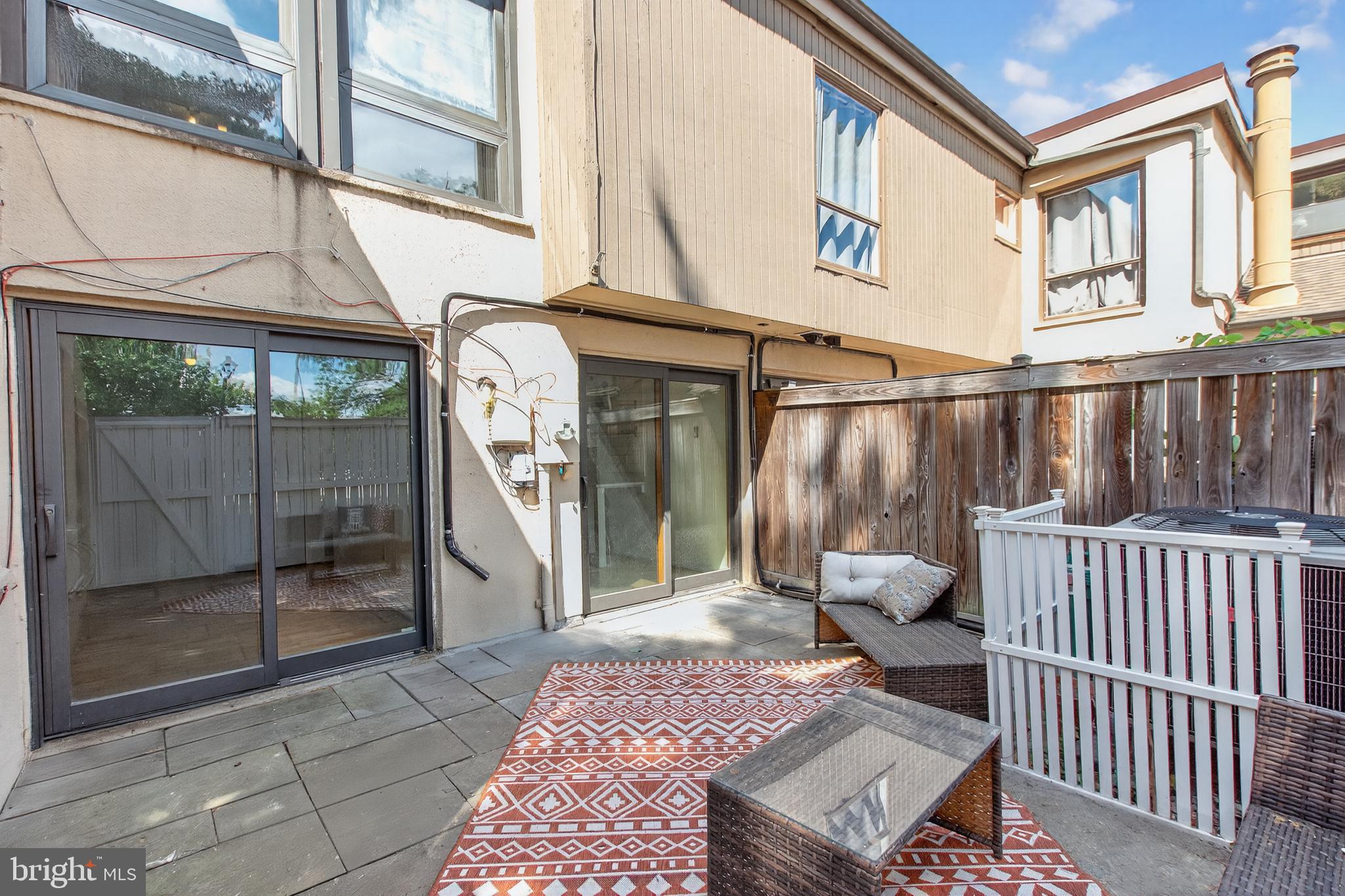 SIERRA VILLAS - Residential