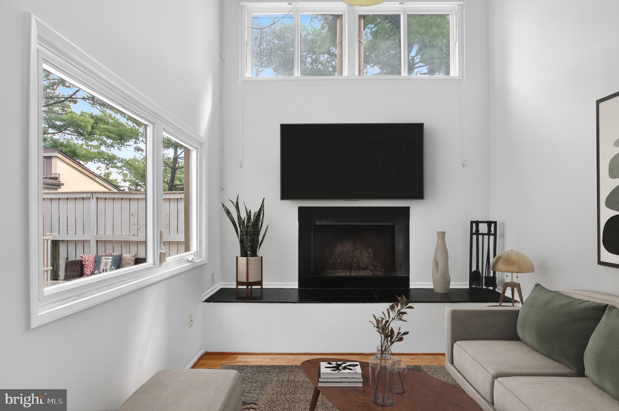 SIERRA VILLAS - Residential