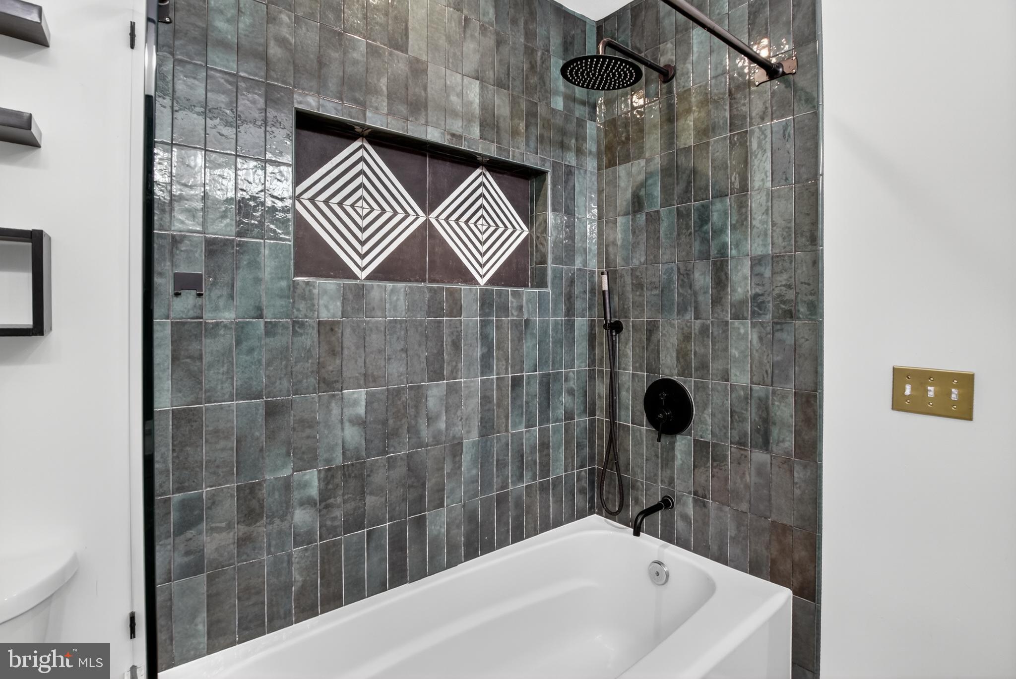 SIERRA VILLAS - Residential