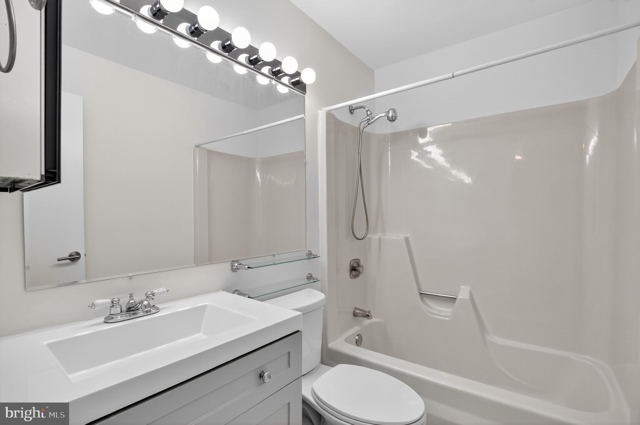 SIERRA VILLAS - Residential