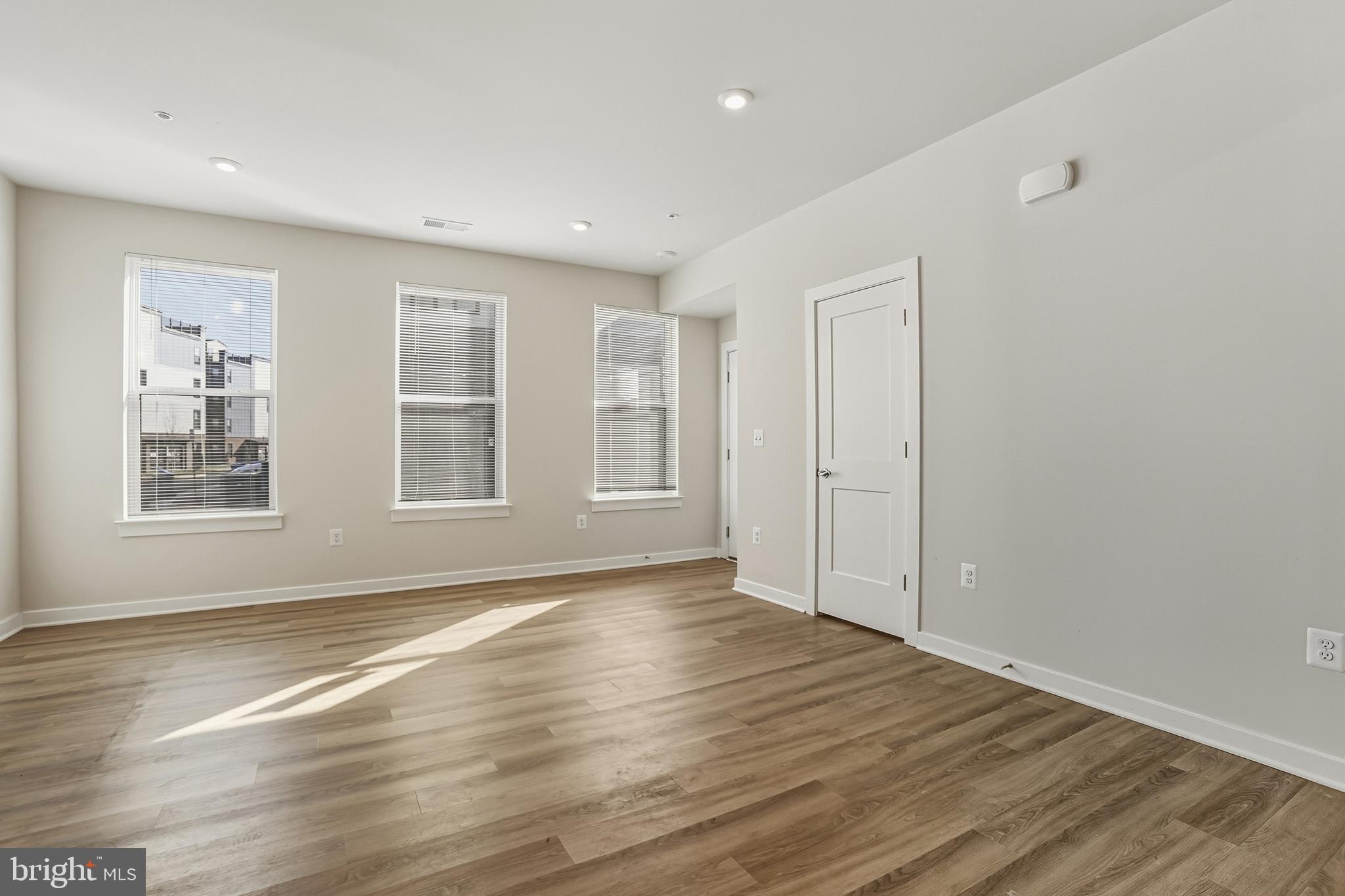 ASHBROOK PLACE - Residential