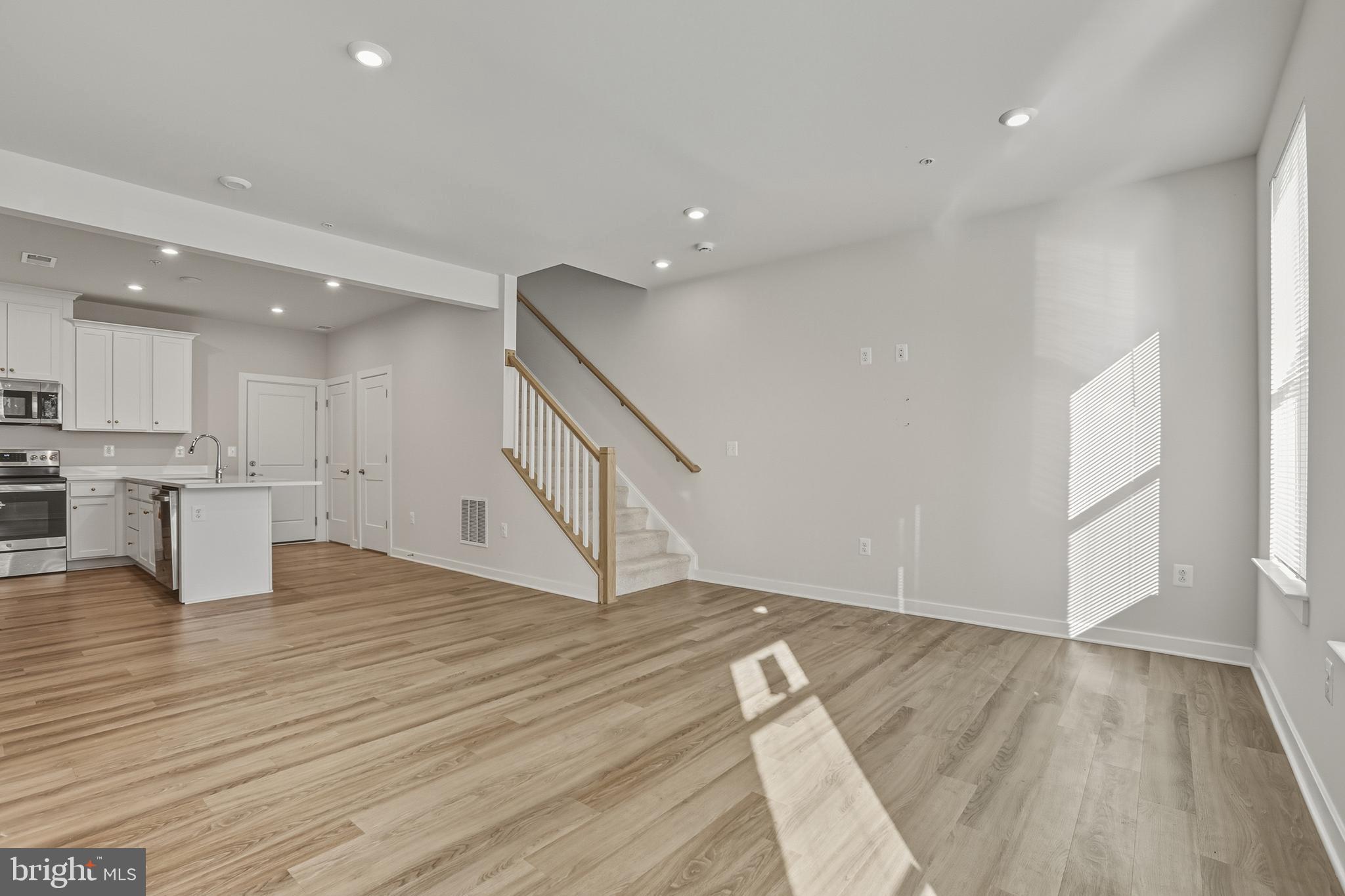 ASHBROOK PLACE - Residential