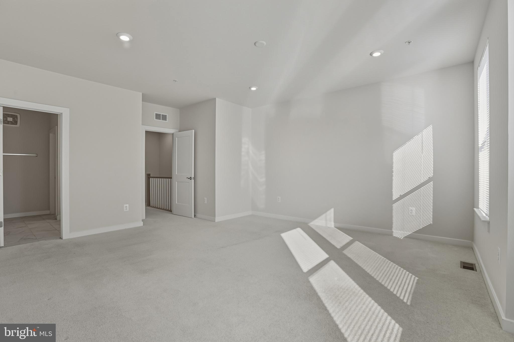 ASHBROOK PLACE - Residential