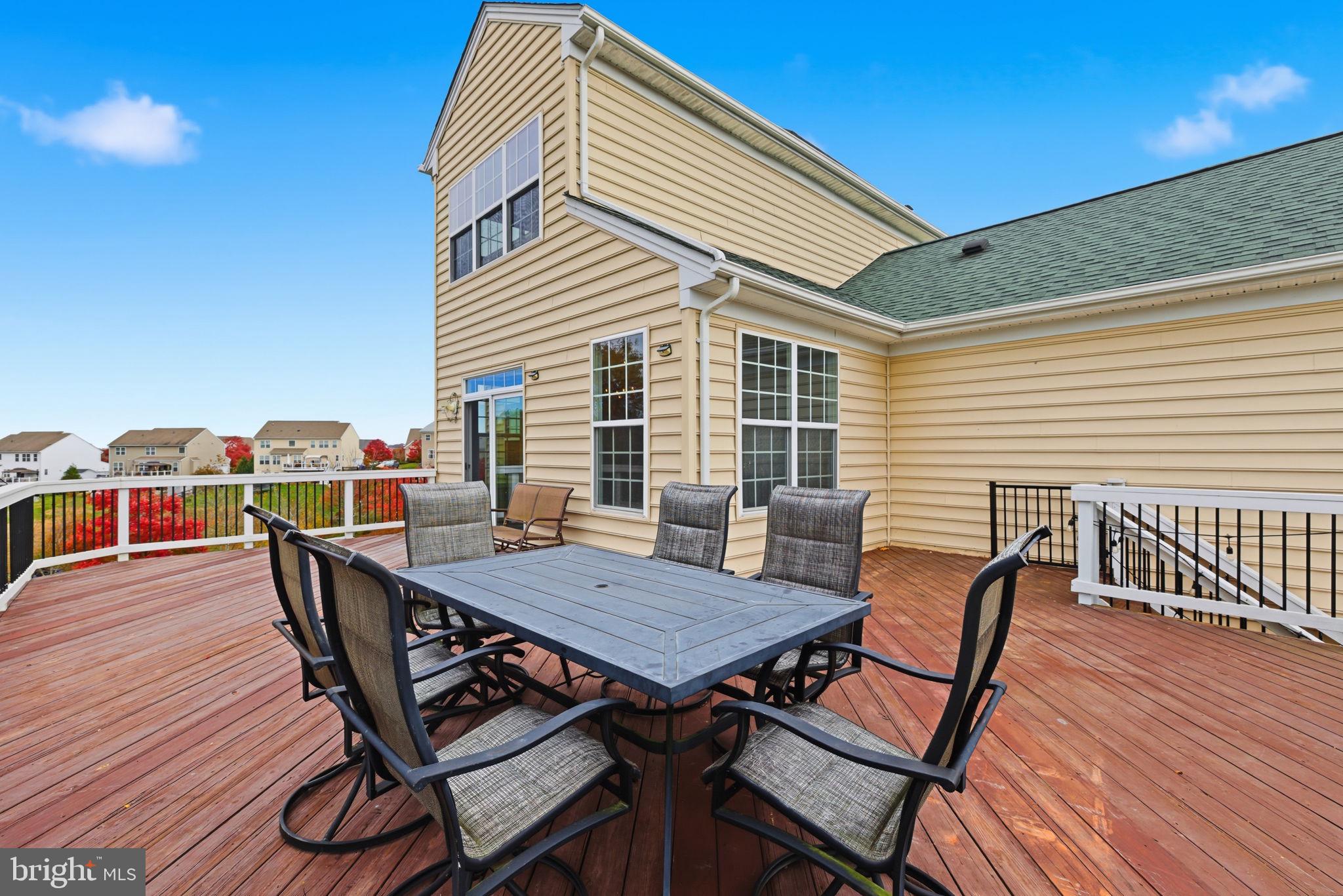 ELYSIAN HEIGHTS - Residential