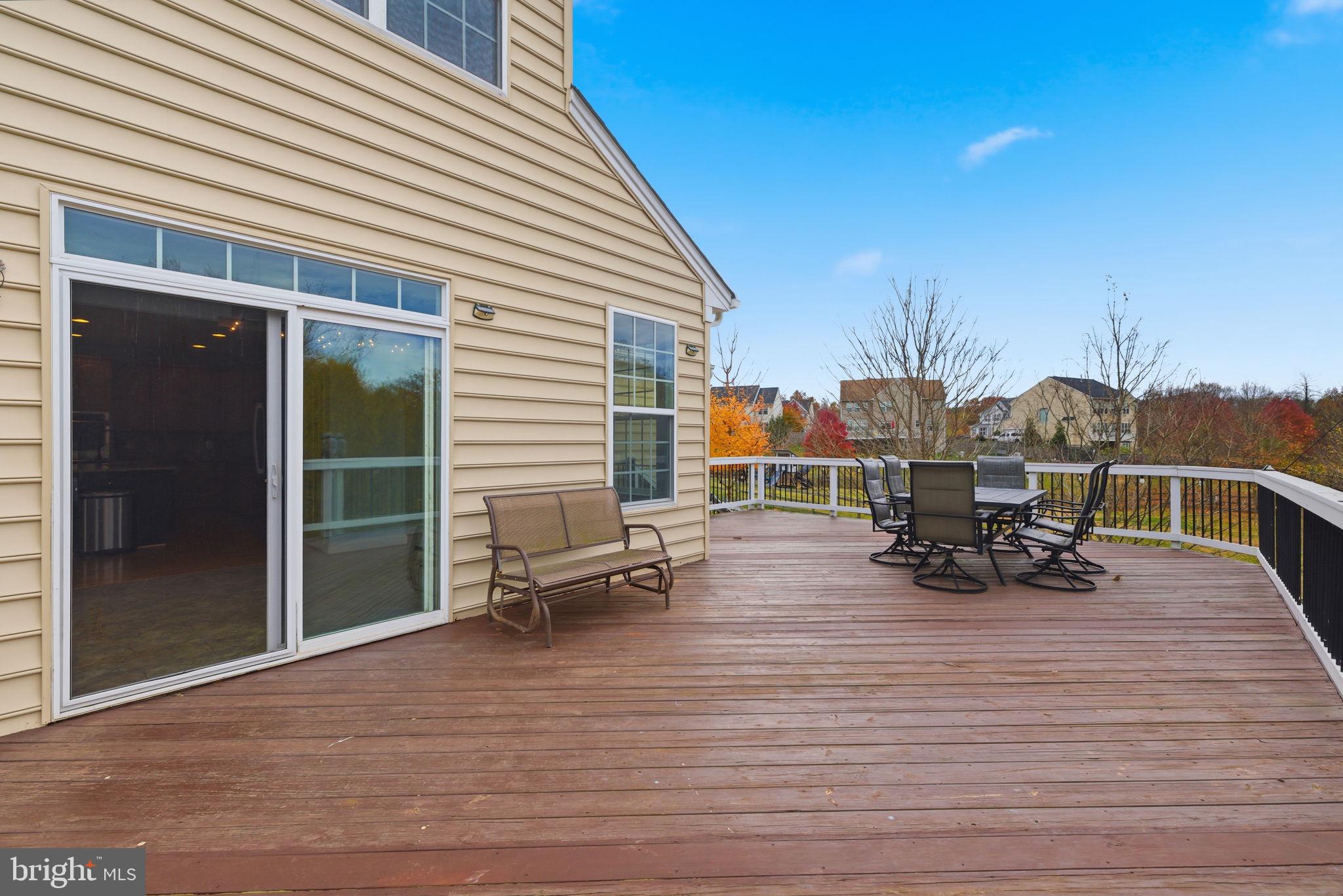 ELYSIAN HEIGHTS - Residential