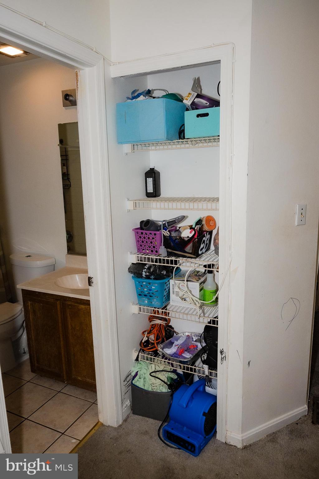 FORESTVILLE PARK - Residential