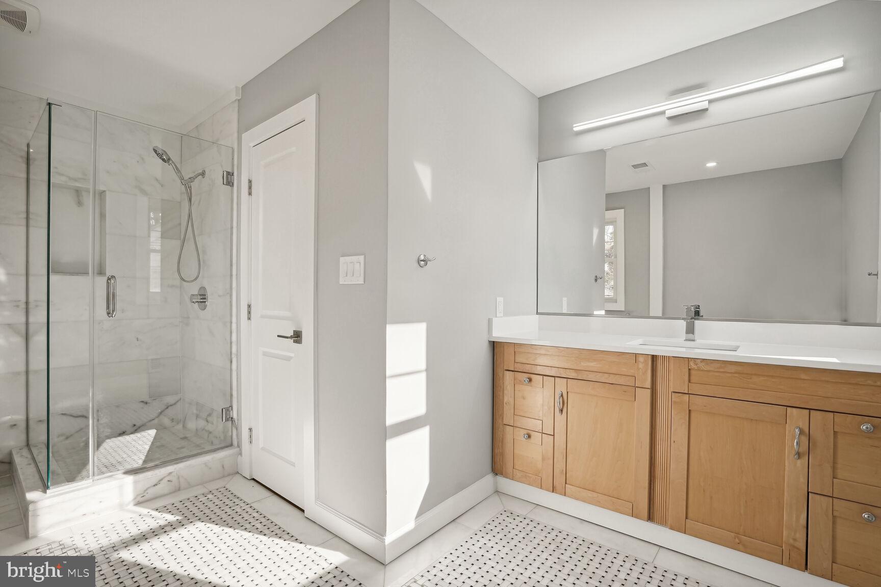 KENWOOD PARK - Residential