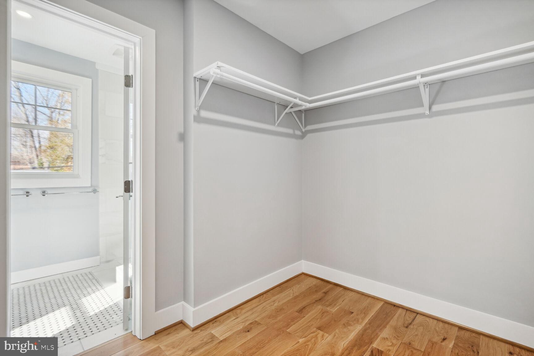 KENWOOD PARK - Residential