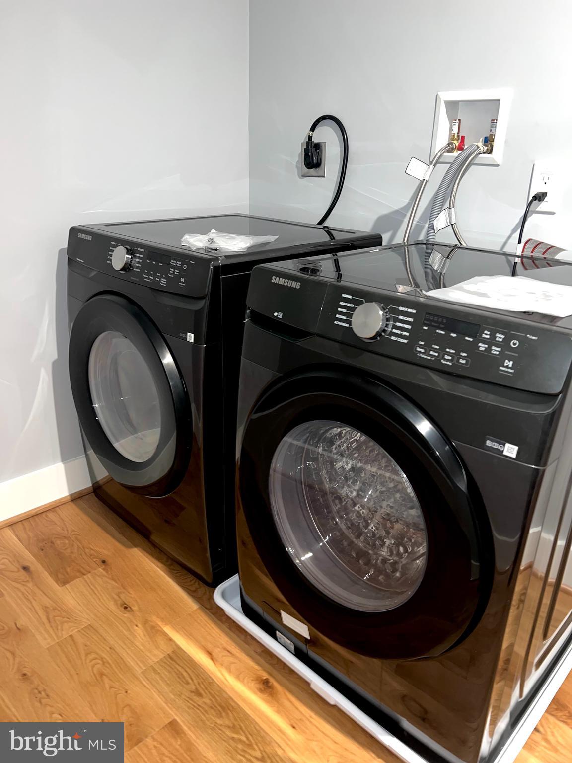 KENWOOD PARK - Residential