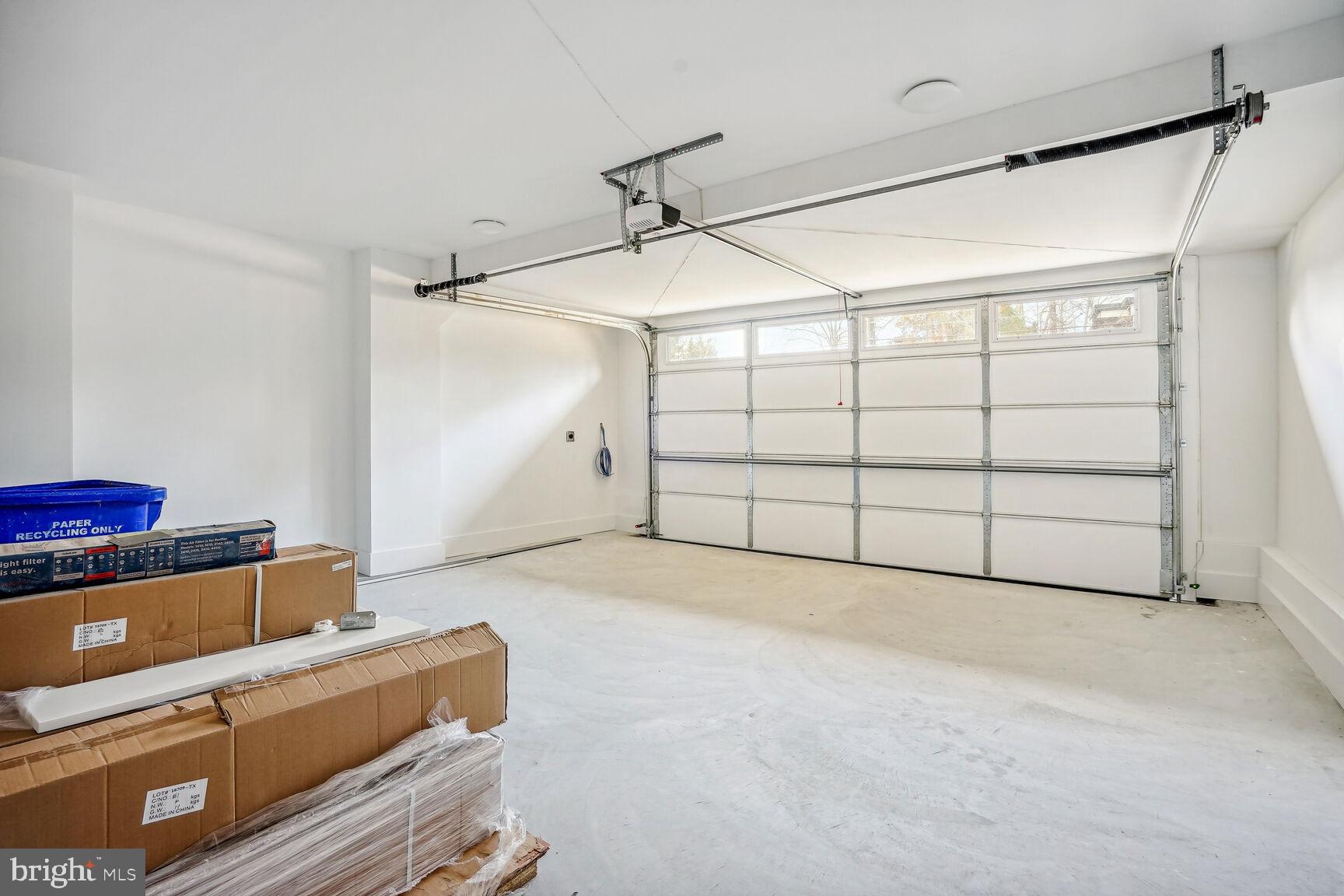 KENWOOD PARK - Residential