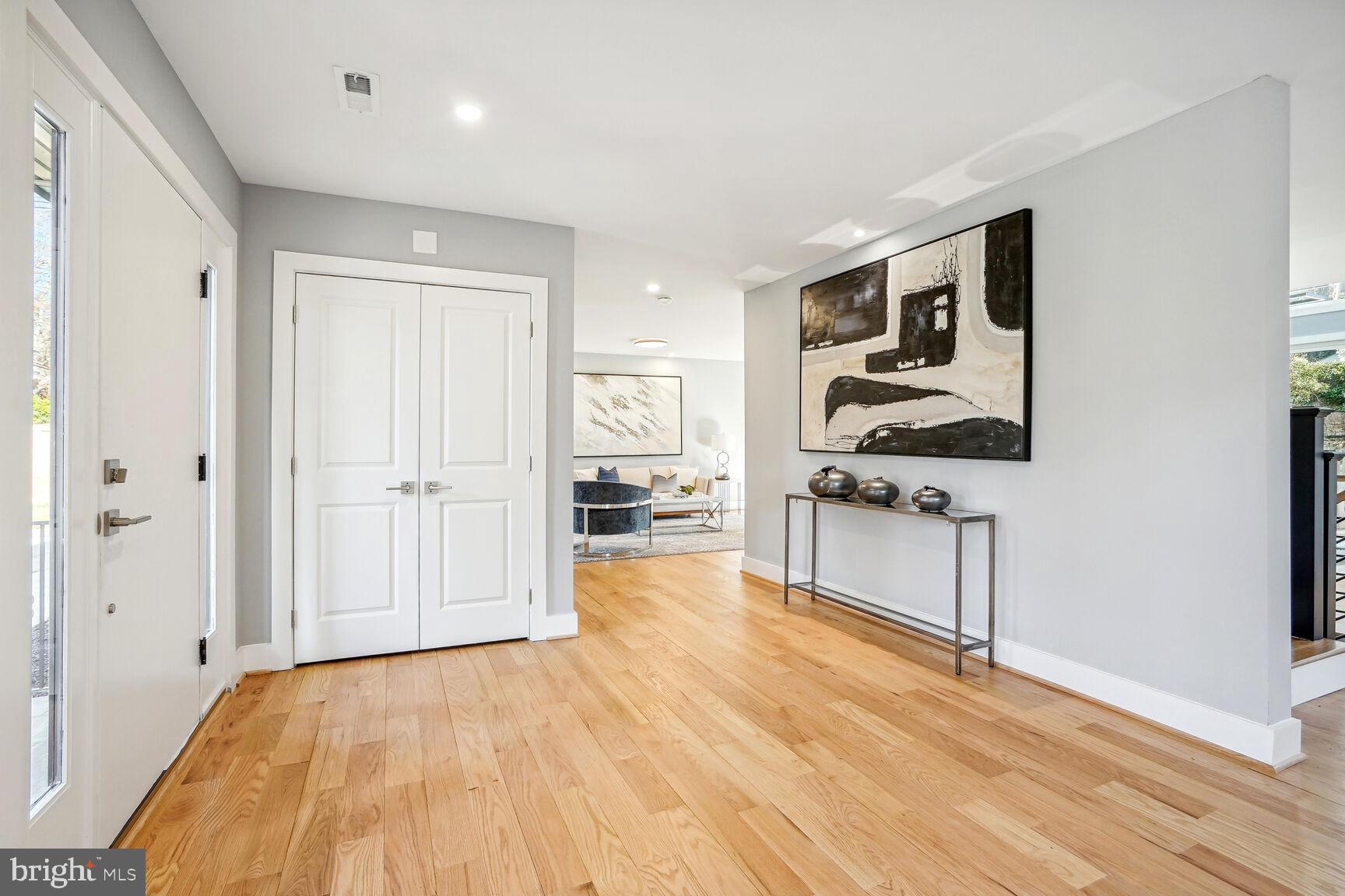 KENWOOD PARK - Residential