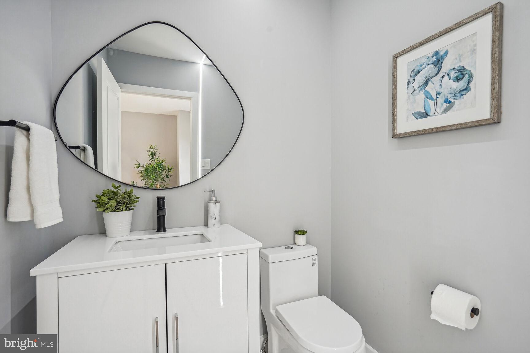 KENWOOD PARK - Residential