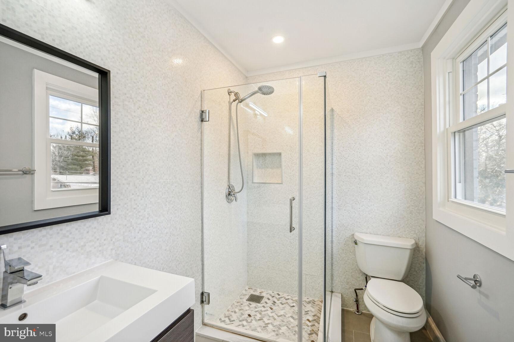 KENWOOD PARK - Residential