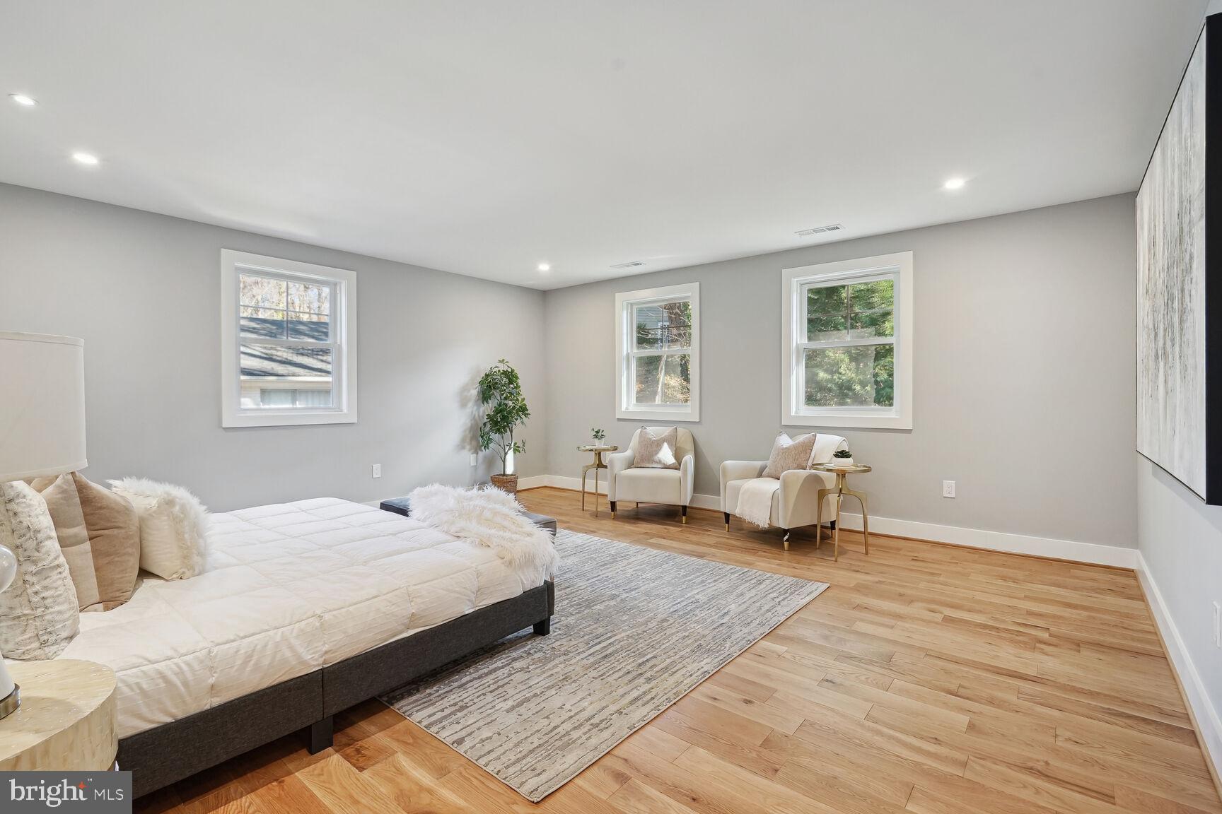 KENWOOD PARK - Residential