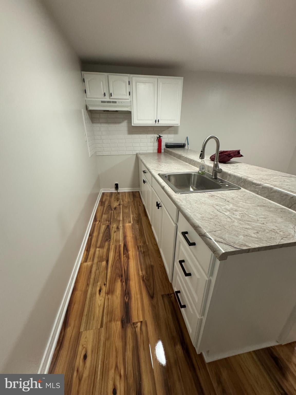 329 S 4TH B