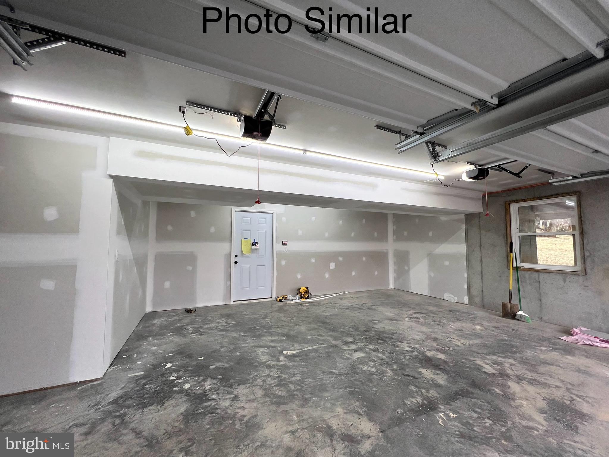 SKYLAND ESTATES - Residential