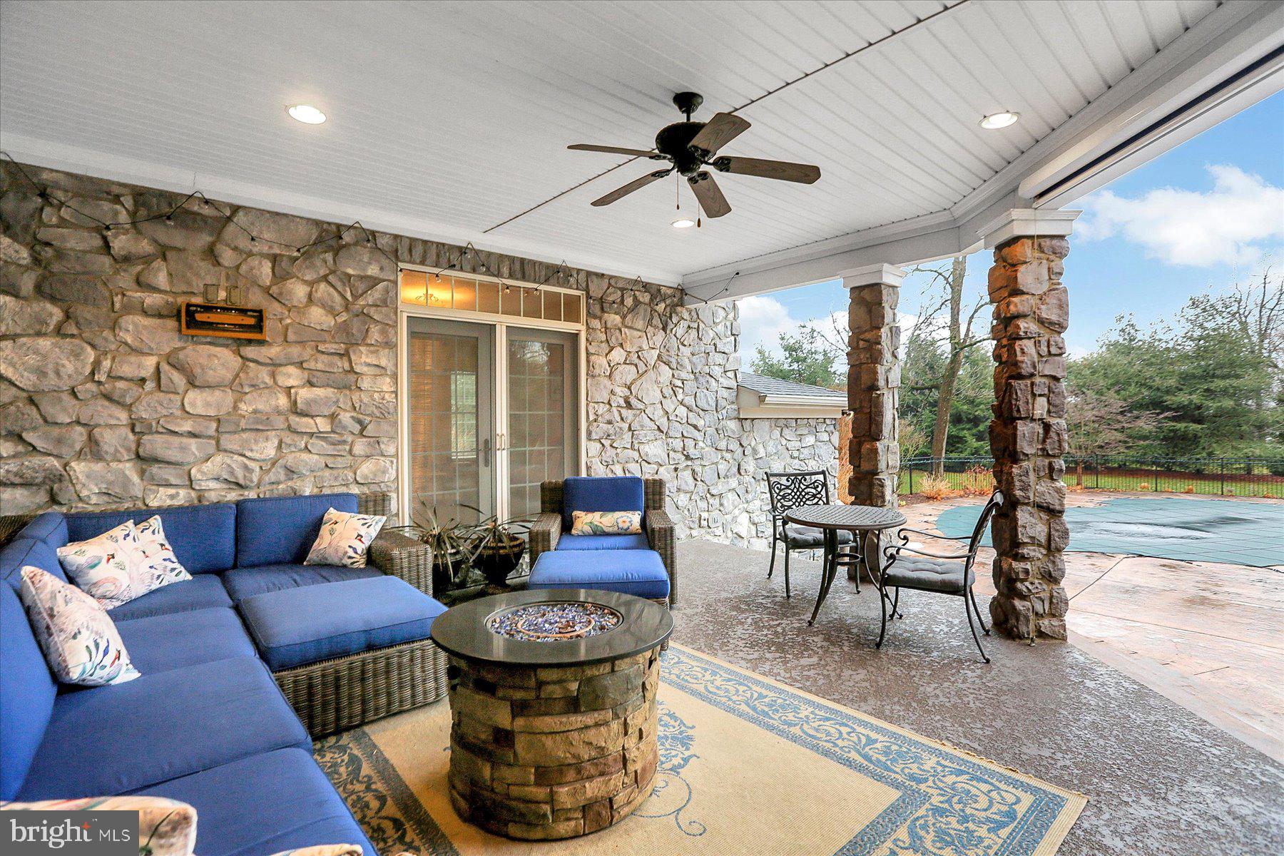 WENTWORTH ESTATES - Residential