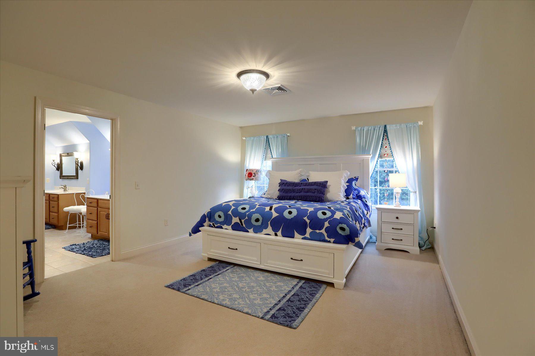 WENTWORTH ESTATES - Residential