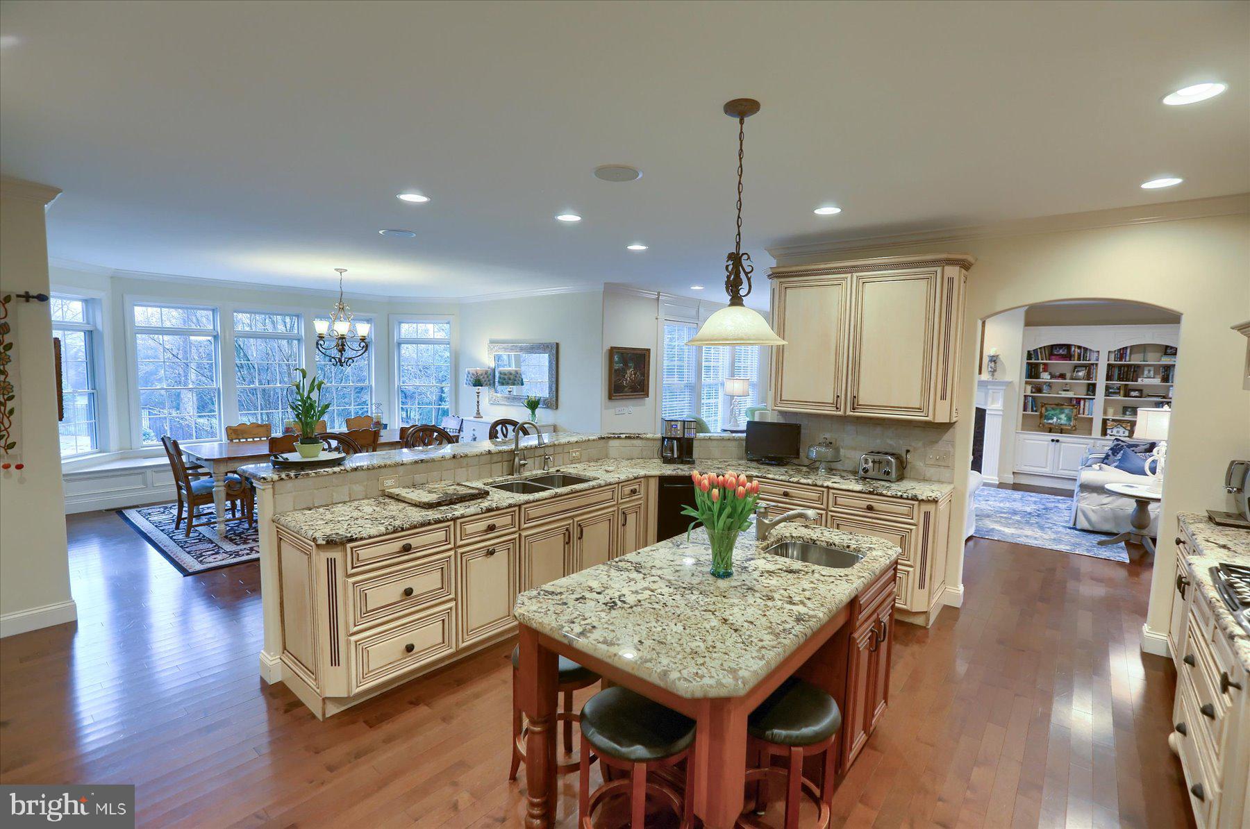 WENTWORTH ESTATES - Residential