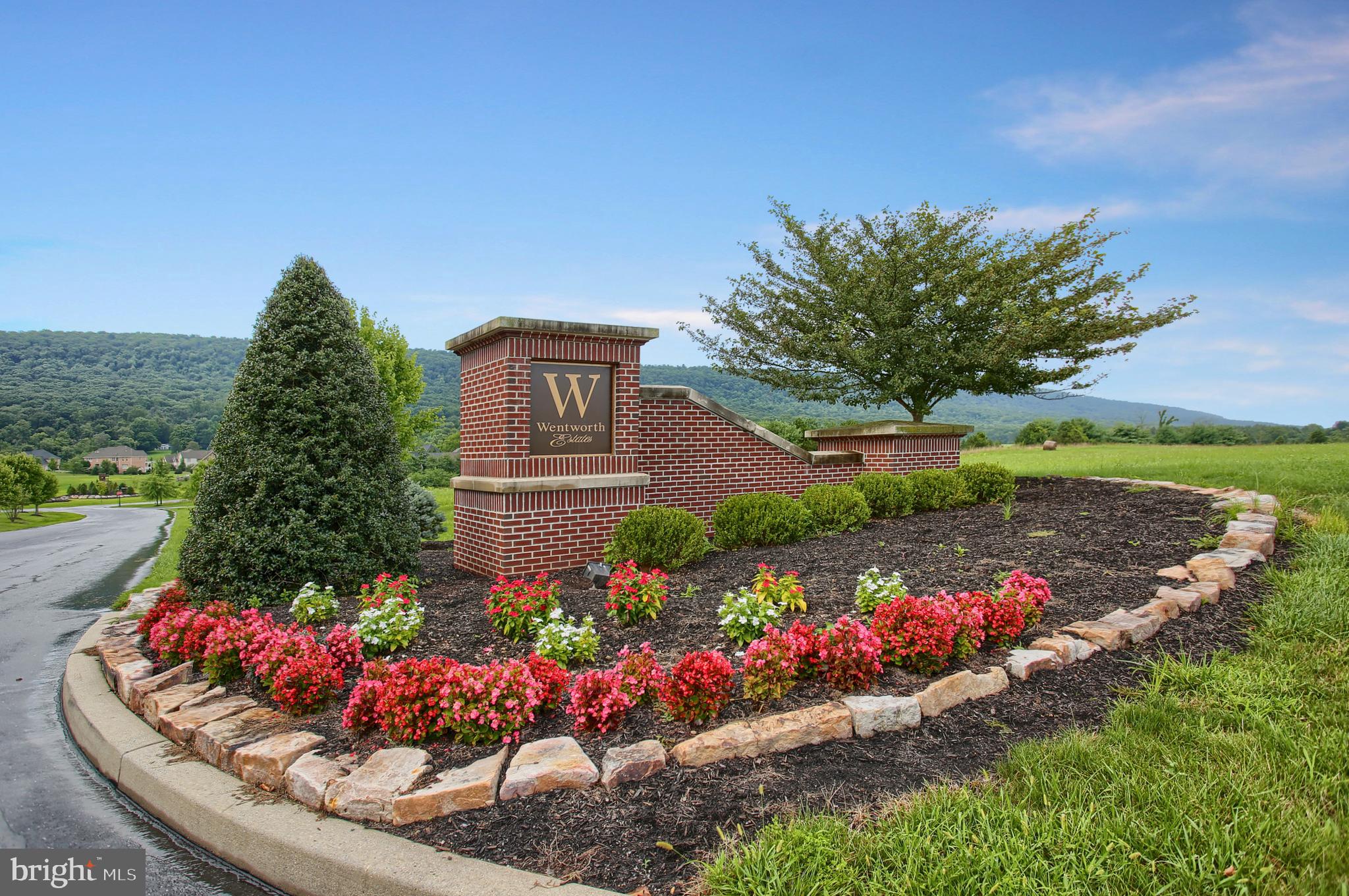 WENTWORTH ESTATES - Residential