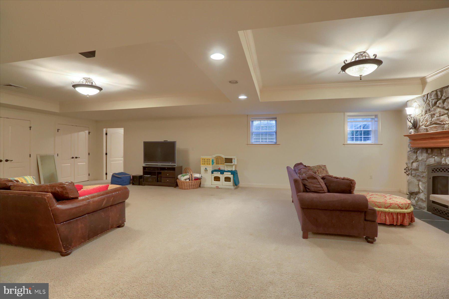 WENTWORTH ESTATES - Residential