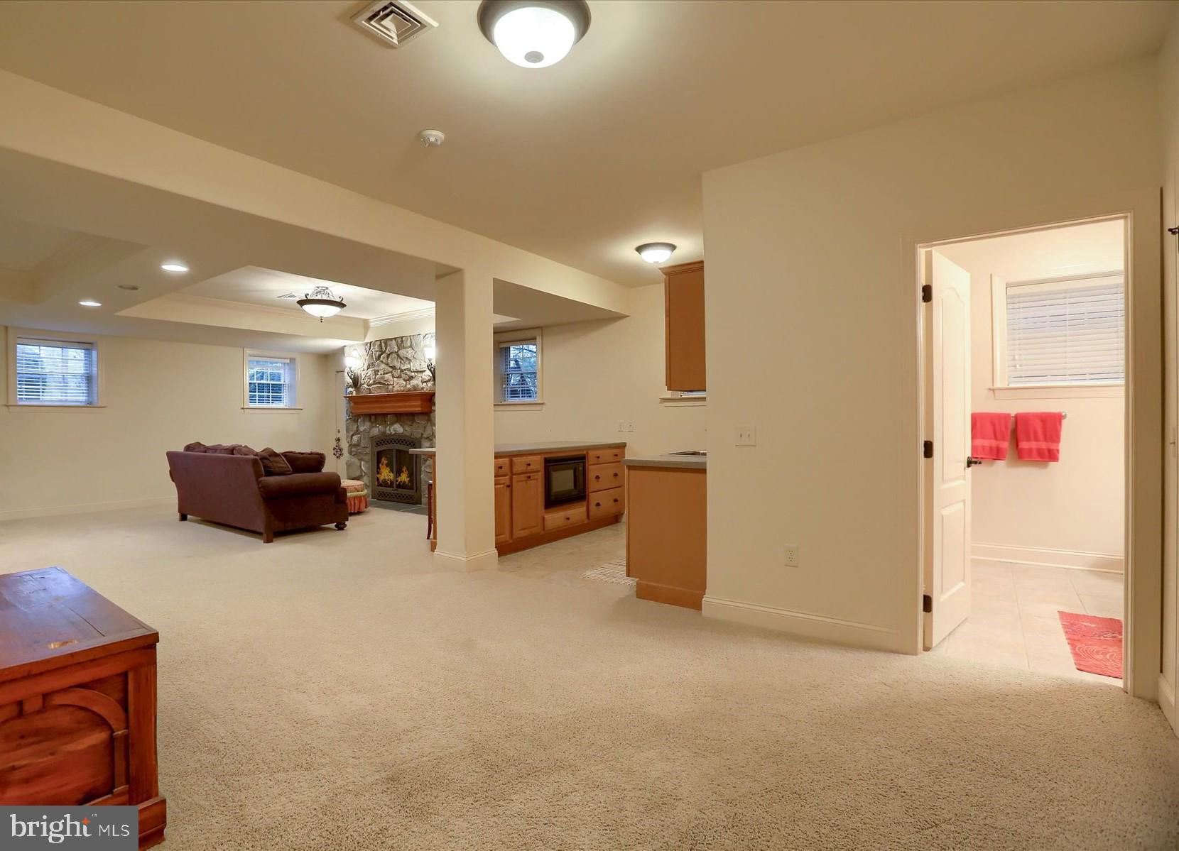 WENTWORTH ESTATES - Residential