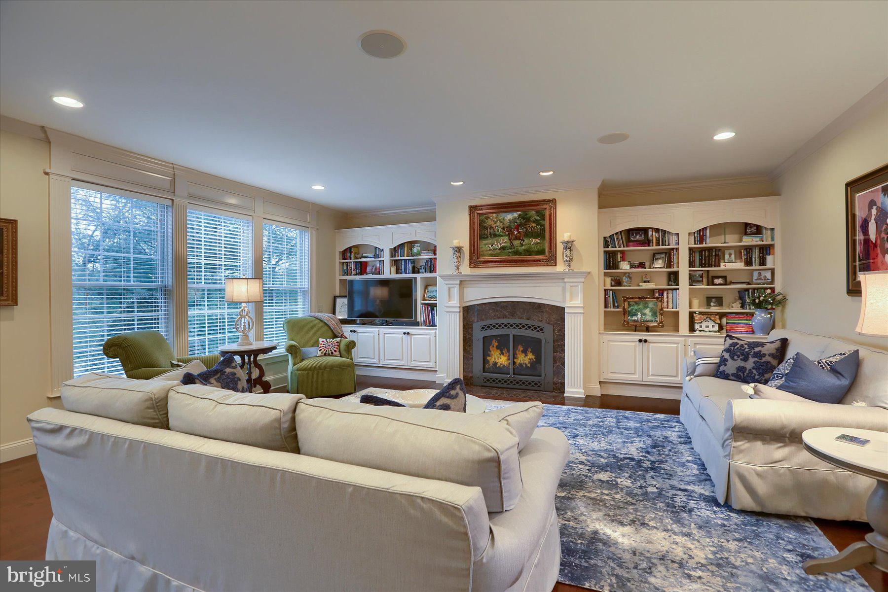 WENTWORTH ESTATES - Residential